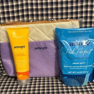 Amope Yellow and Blue Foot Care Set